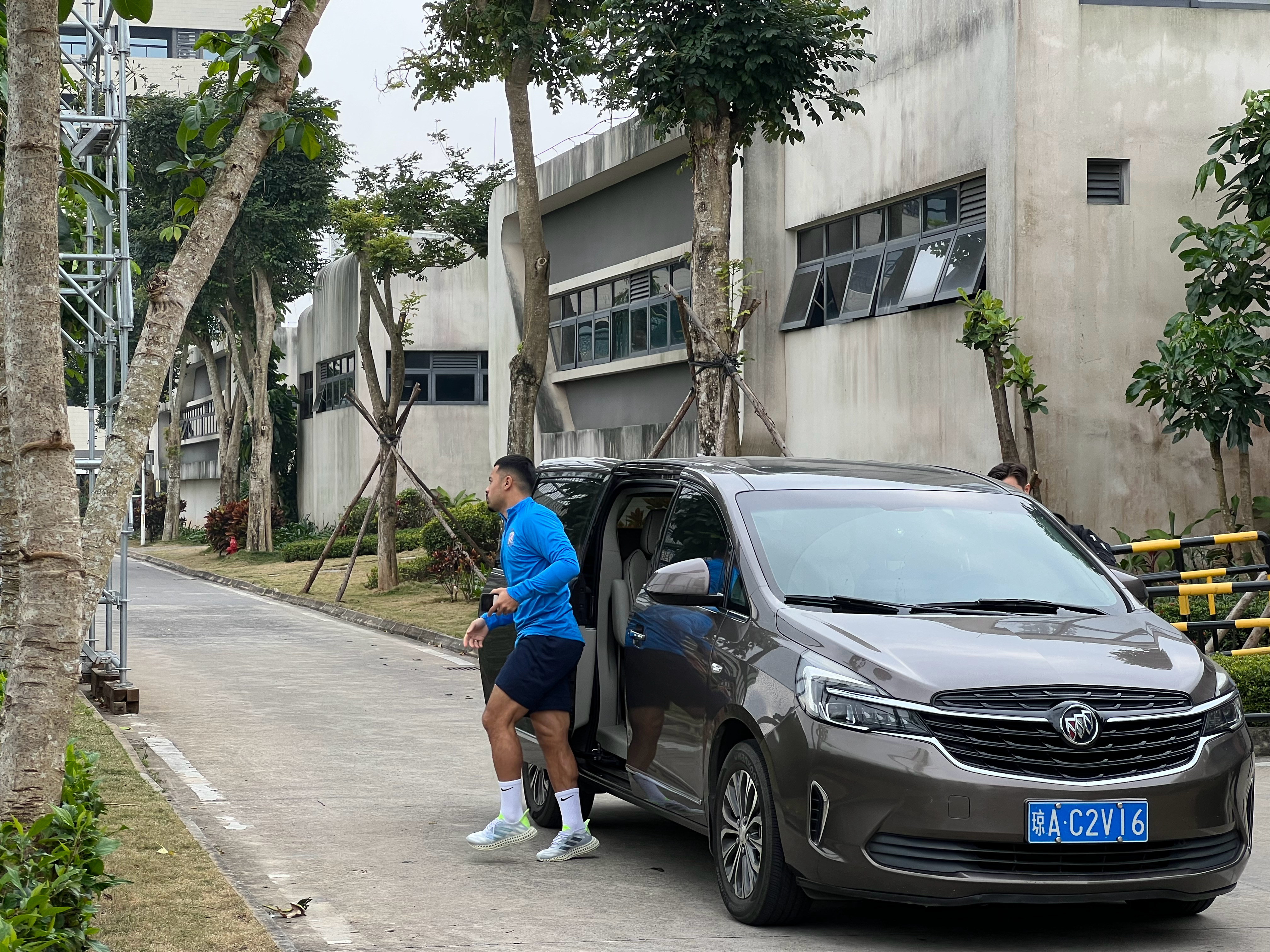 关于赛后体能课后，上海申花官宣签约备战全明星赛，悬念犹存，训练强度明显提升的信息-满冠入口